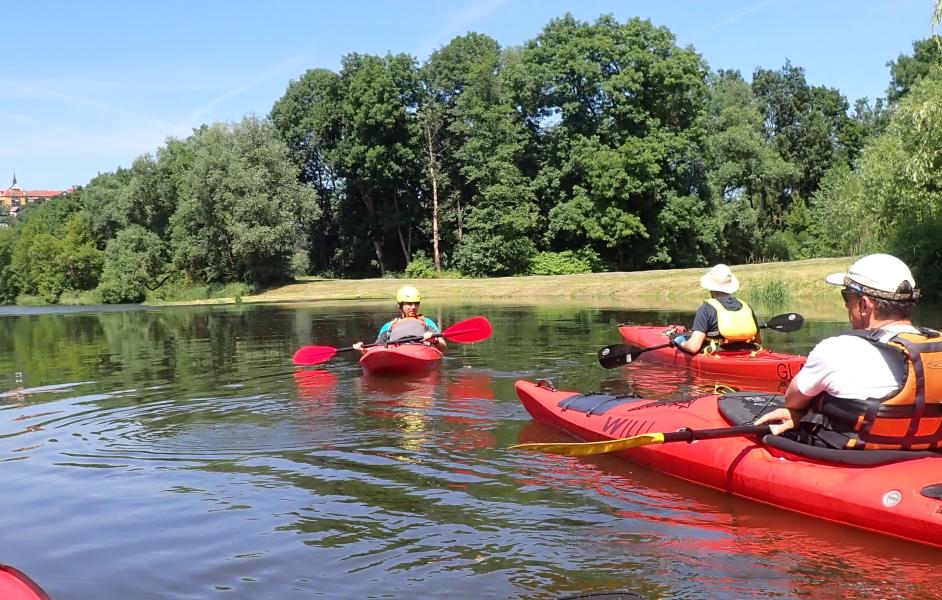 Paddler auf der Saale bei Rudolstadt Thüringen